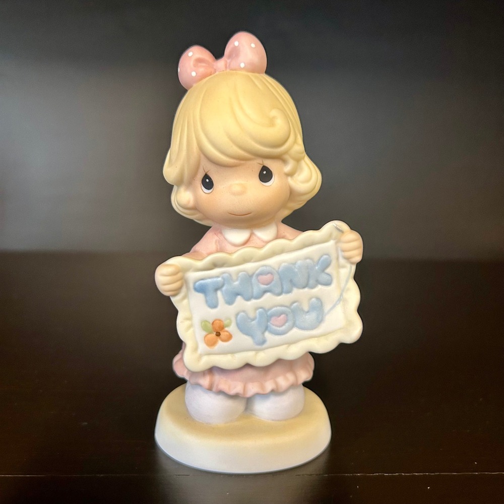 Precious Moments Thank You Sew Much Girl Figurine 587923 1999 Enesco Star Mark